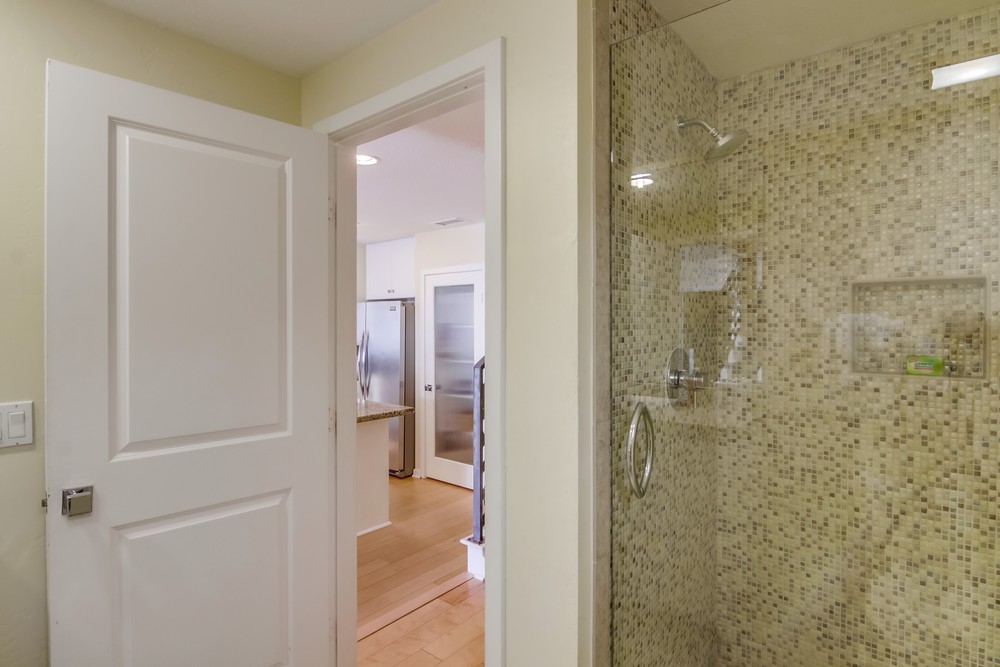 Virtual tour photo 40 of 41 for 733 Jersey Ct