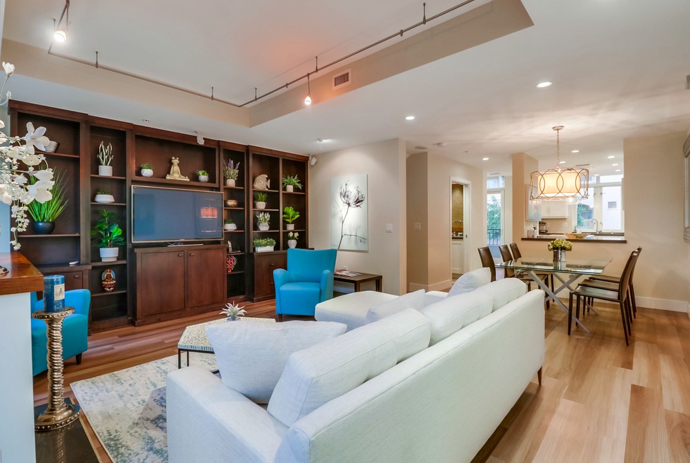 Virtual tour photo 25 of 93 for 733 W G St