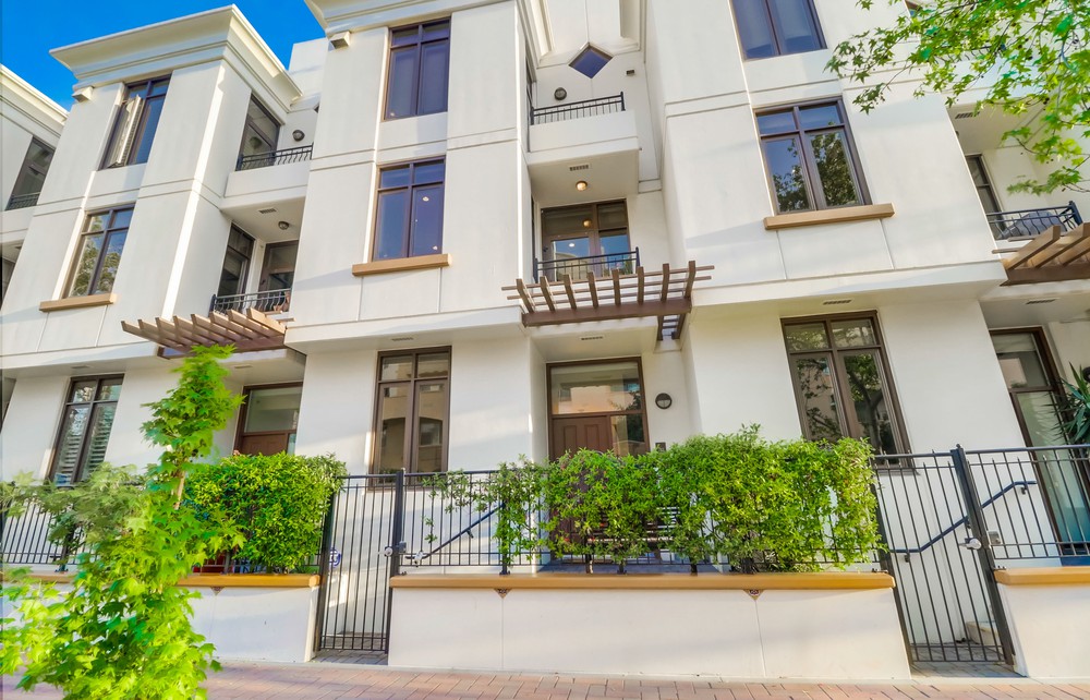 Virtual tour photo 66 of 93 for 733 W G St