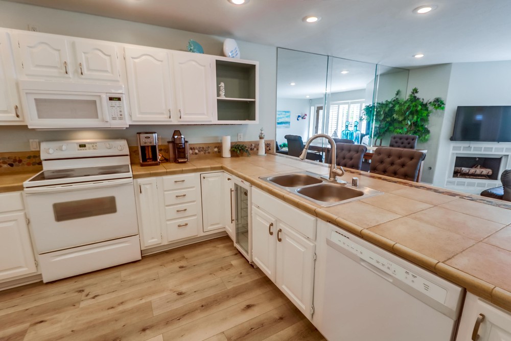 Virtual tour photo 18 of 47 for 734 Ensenada Ct