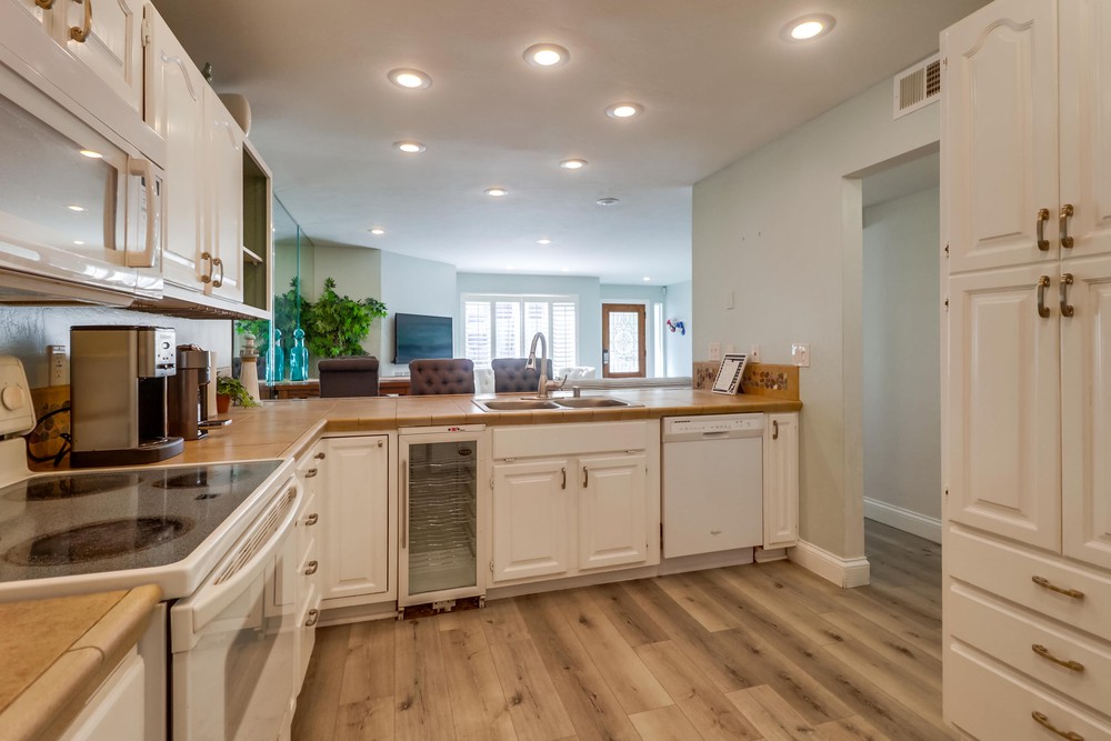 Virtual tour photo 20 of 47 for 734 Ensenada Ct