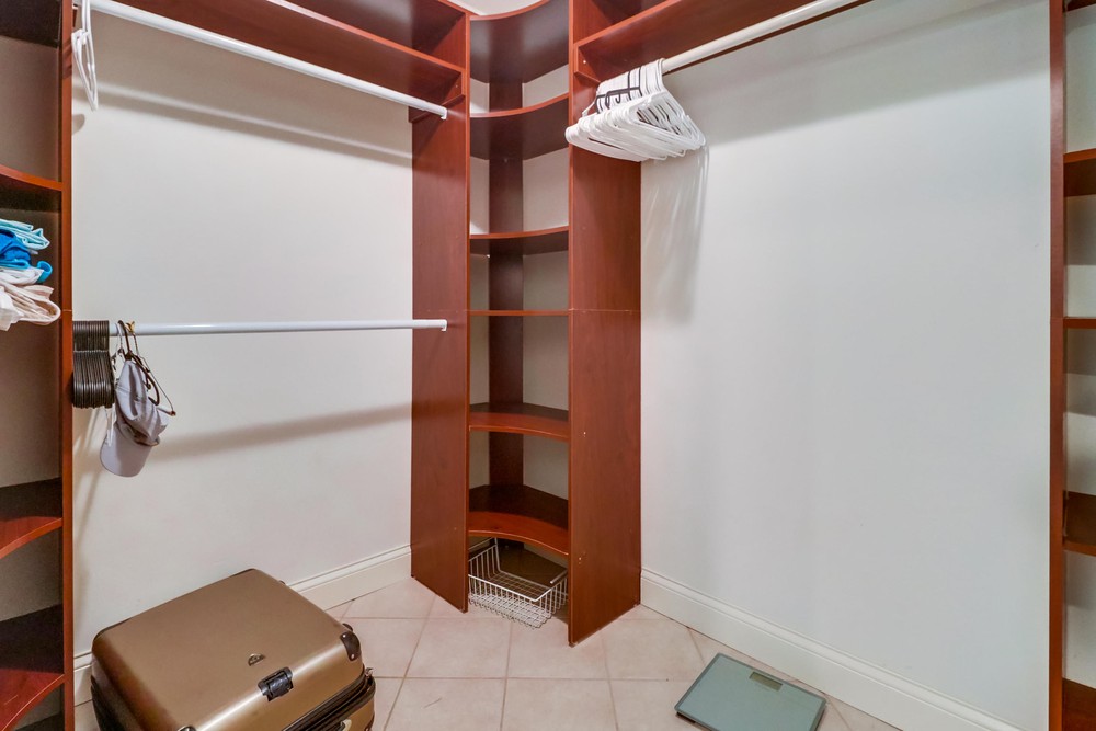 Virtual tour photo 27 of 47 for 734 Ensenada Ct