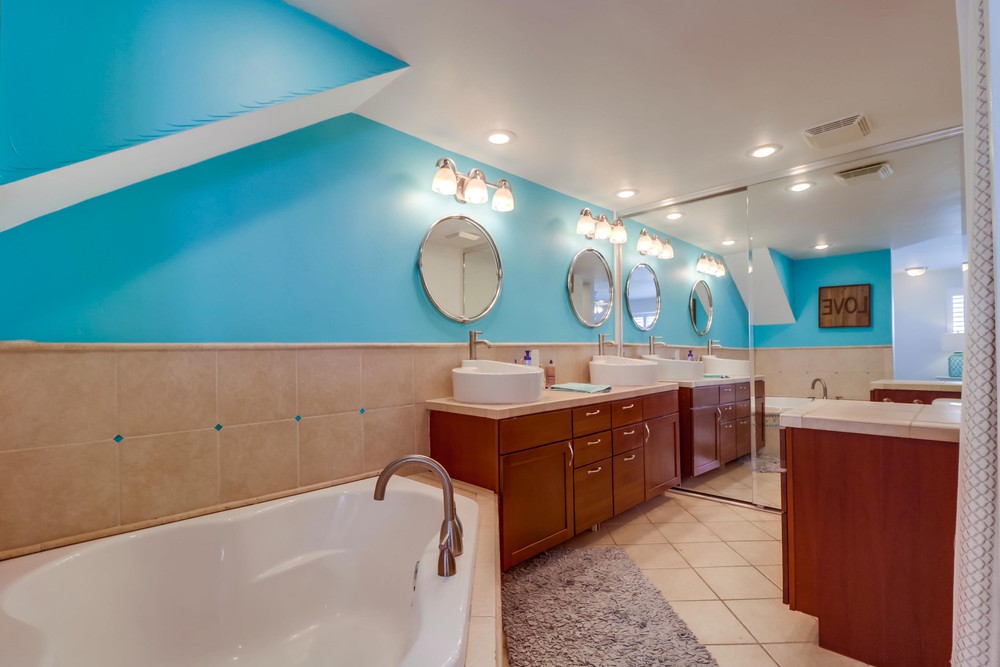 Virtual tour photo 28 of 47 for 734 Ensenada Ct