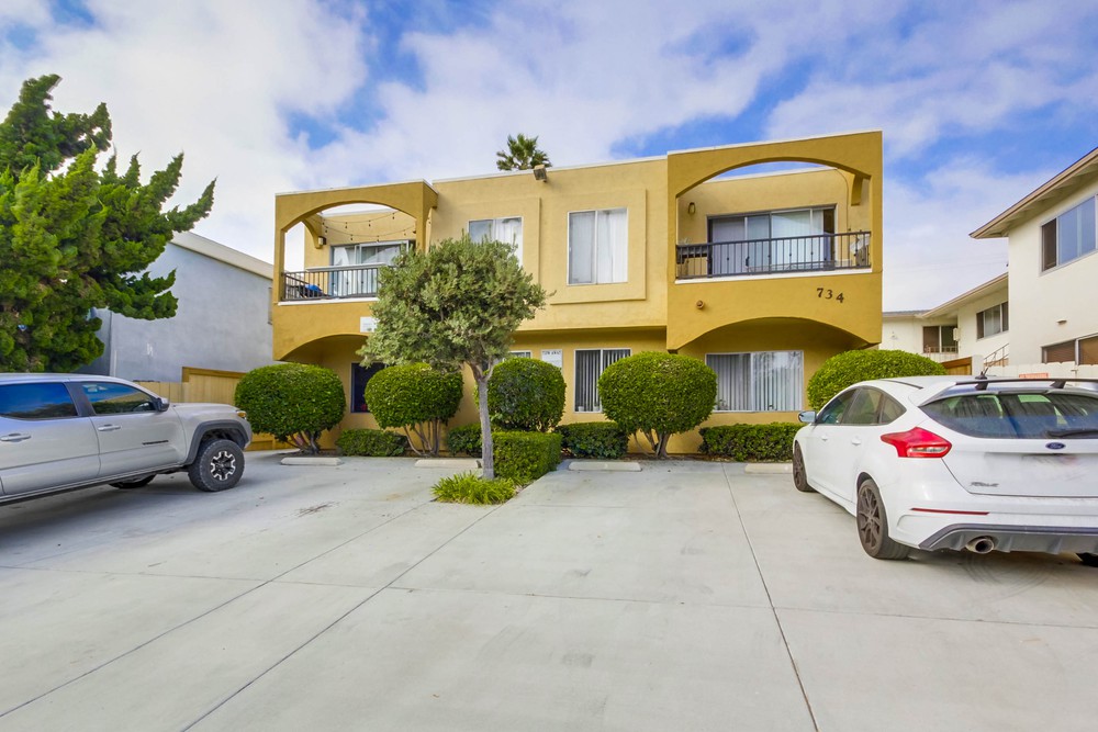 Virtual tour photo 5 of 29 for 734 Sapphire St #3