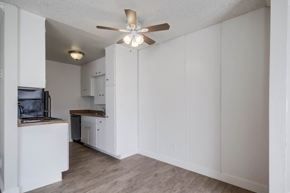 Virtual tour photo 11 of 29 for 734 Sapphire St #3
