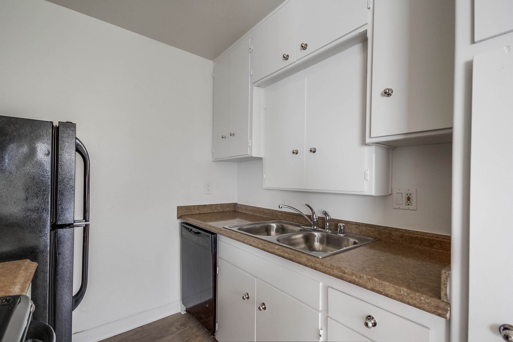 Virtual tour photo 15 of 29 for 734 Sapphire St #3