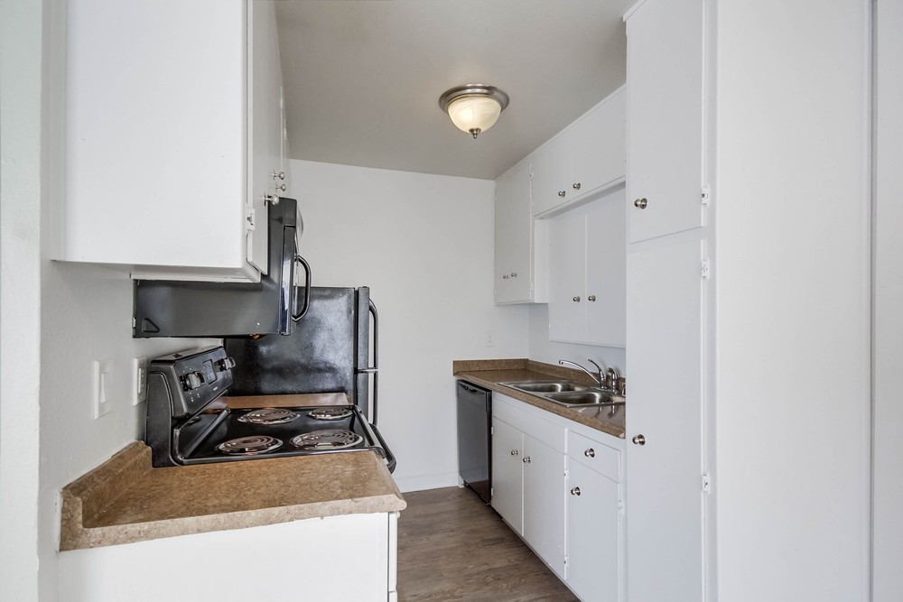 Virtual tour photo 16 of 29 for 734 Sapphire St #3