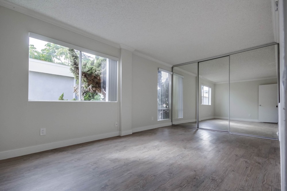 Virtual tour photo 19 of 29 for 734 Sapphire St #3