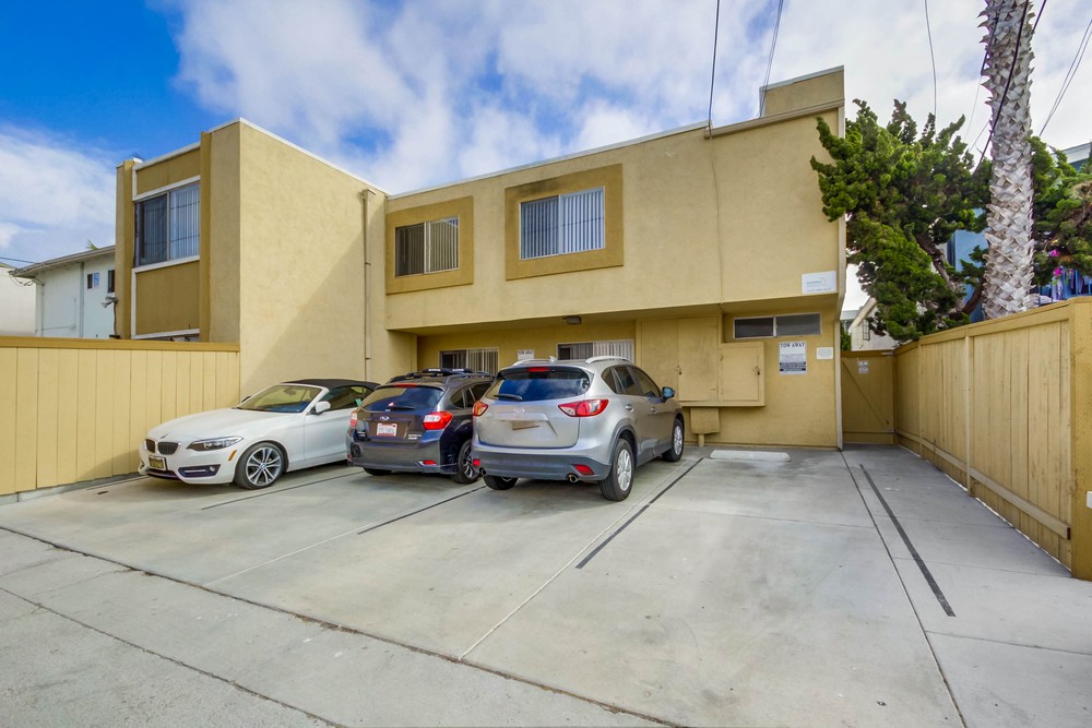 Virtual tour photo 28 of 29 for 734 Sapphire St #3