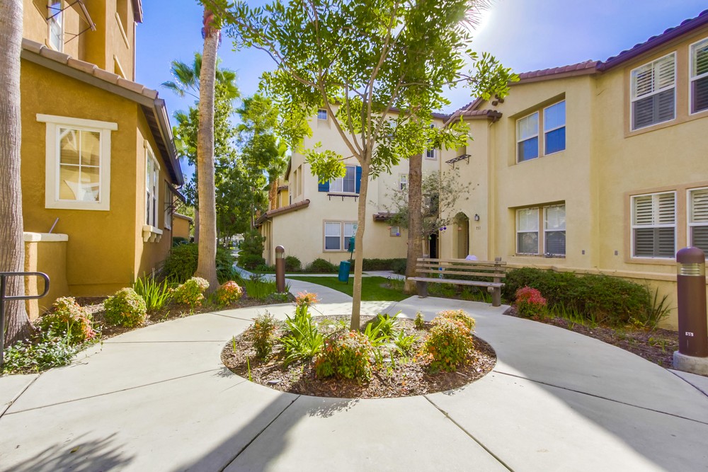 Virtual tour photo 1 of 47 for 735 Anchor Cove