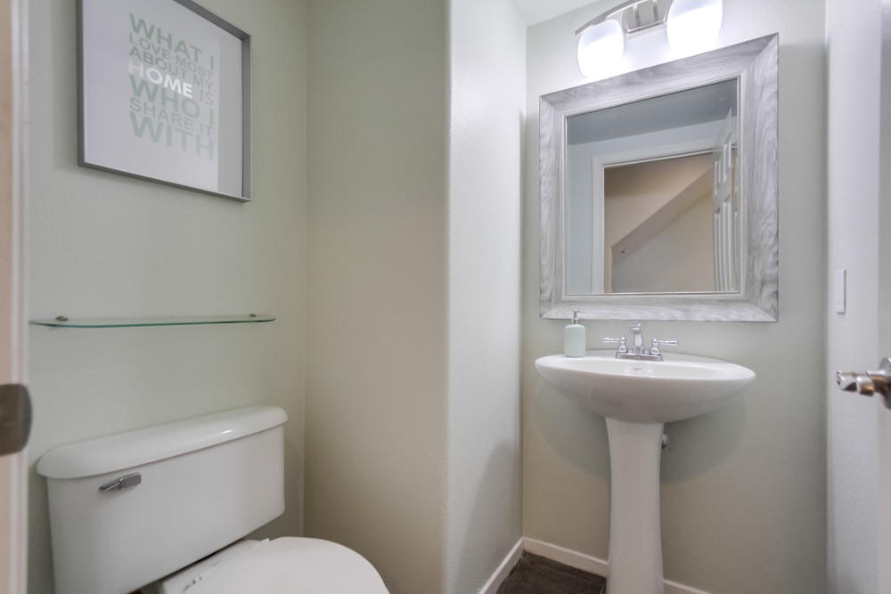 Virtual tour photo 23 of 47 for 735 Anchor Cove