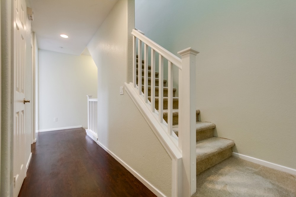 Virtual tour photo 27 of 47 for 735 Anchor Cove