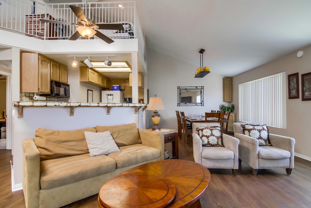 Virtual tour photo 8 of 43 for 735 Santa Clara Pl #3