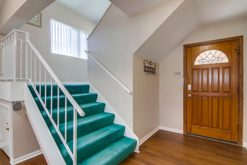 Virtual tour photo 26 of 43 for 735 Santa Clara Pl #3