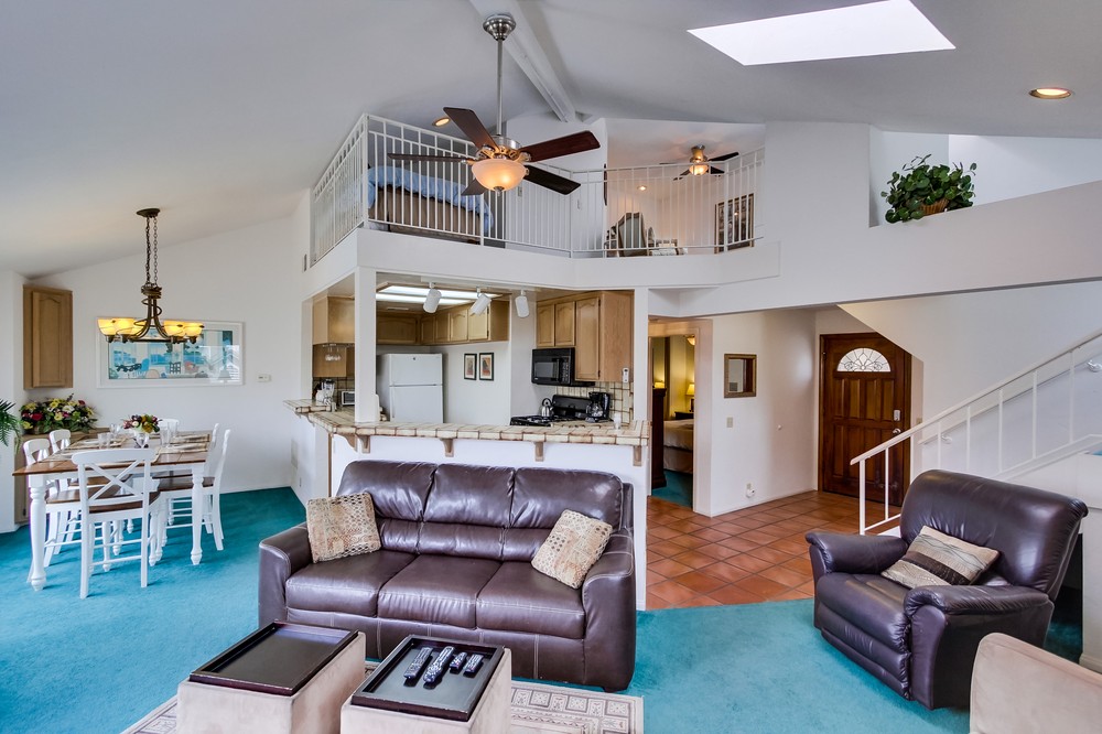Virtual tour photo 6 of 72 for 735 Santa Clara Place #1