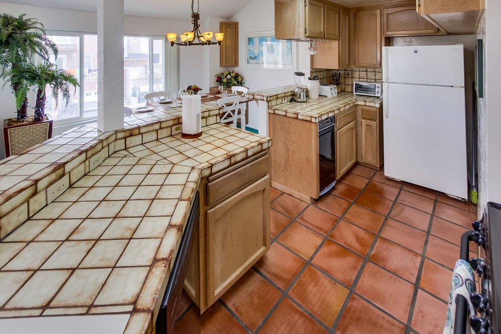 Virtual tour photo 14 of 72 for 735 Santa Clara Place #1