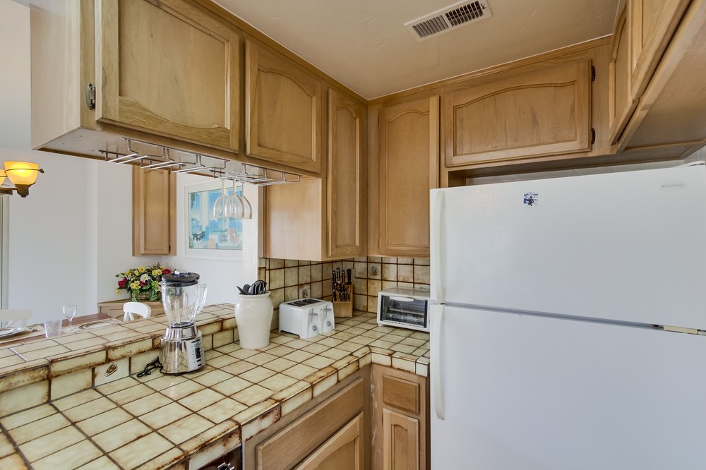 Virtual tour photo 15 of 72 for 735 Santa Clara Place #1