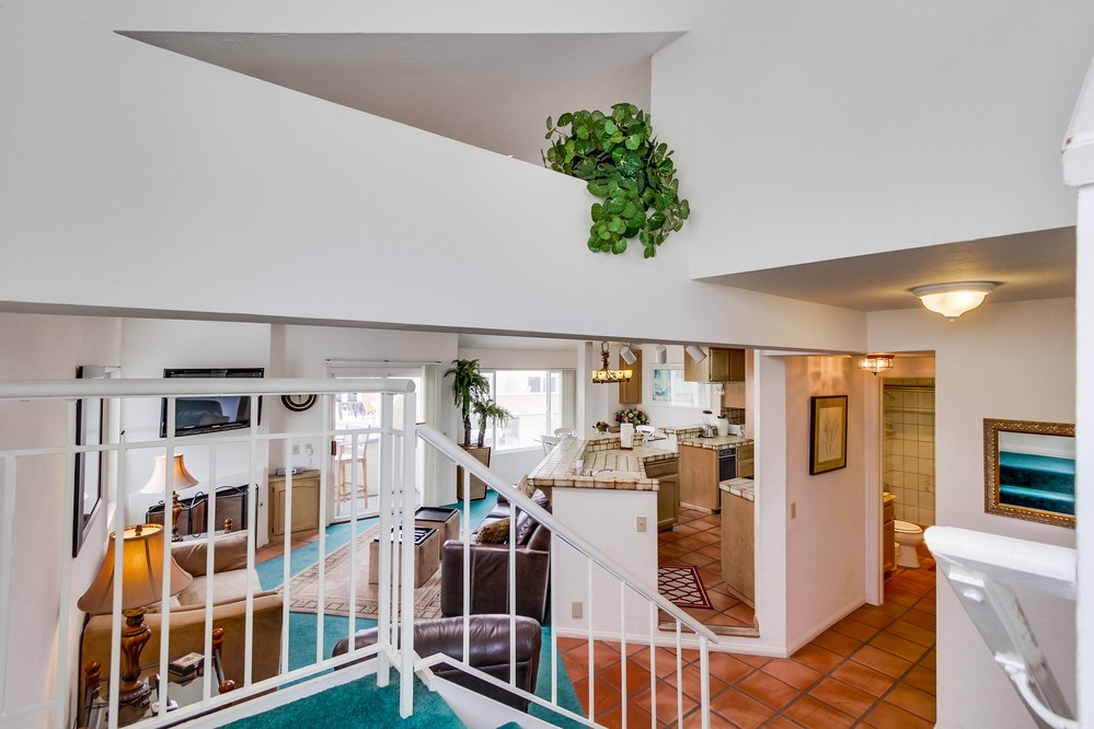 Virtual tour photo 31 of 72 for 735 Santa Clara Place #1