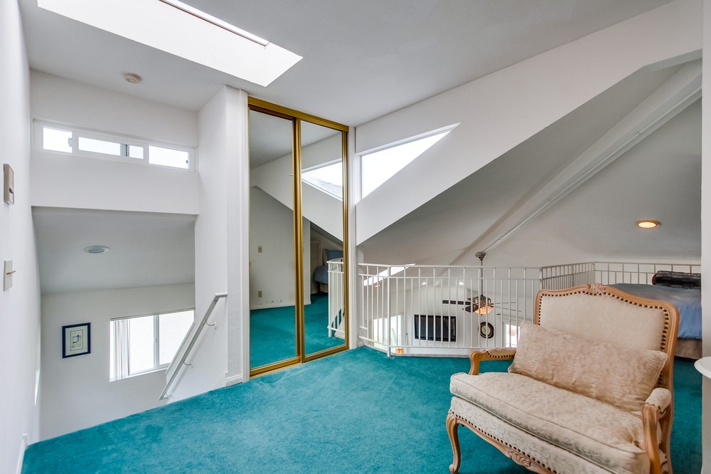 Virtual tour photo 36 of 72 for 735 Santa Clara Place #1