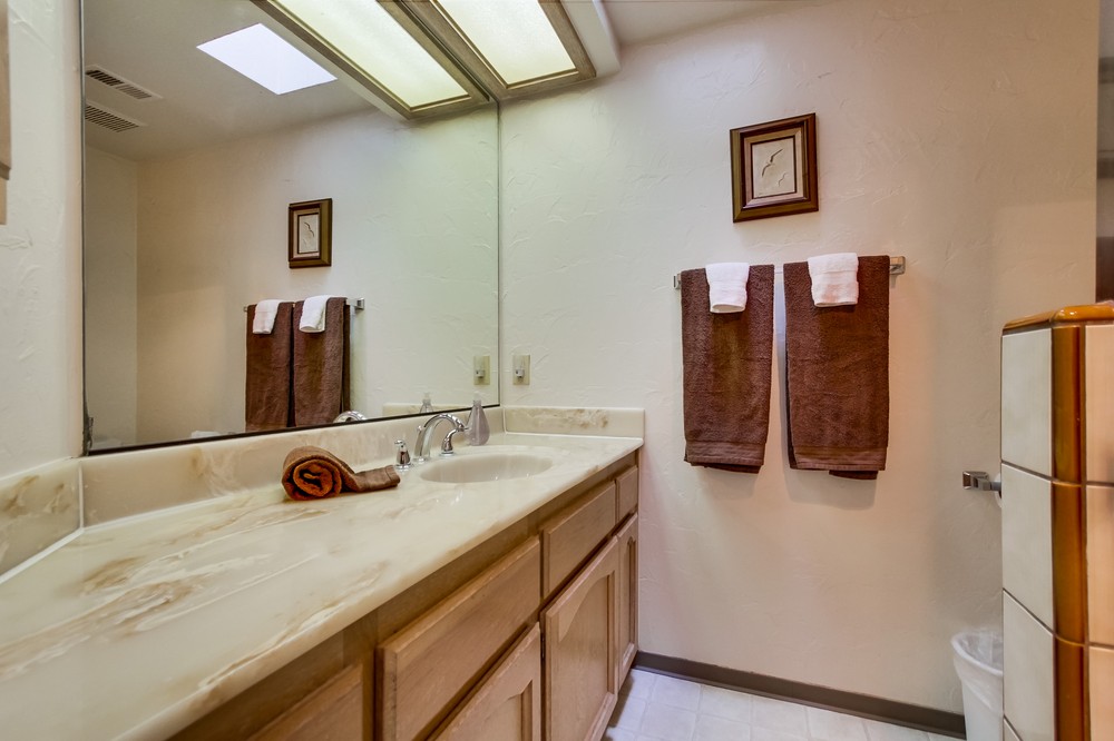 Virtual tour photo 40 of 72 for 735 Santa Clara Place #1
