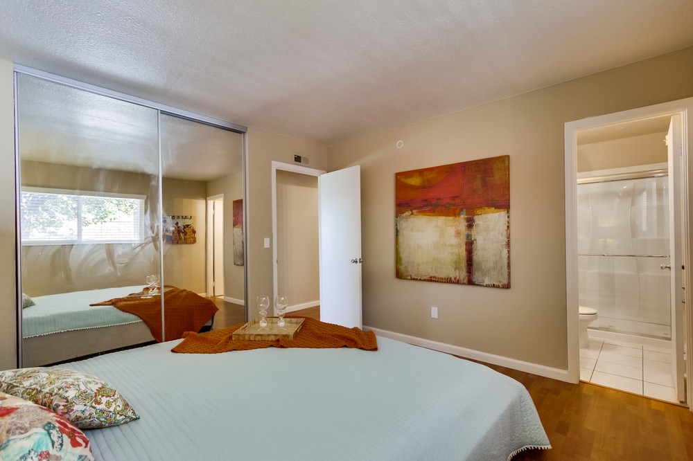 Virtual tour photo 21 of 39 for 7352 Prairie Mound Way