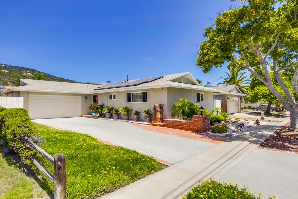 Virtual tour photo 1 of 41 for 7354 Ballinger Ave