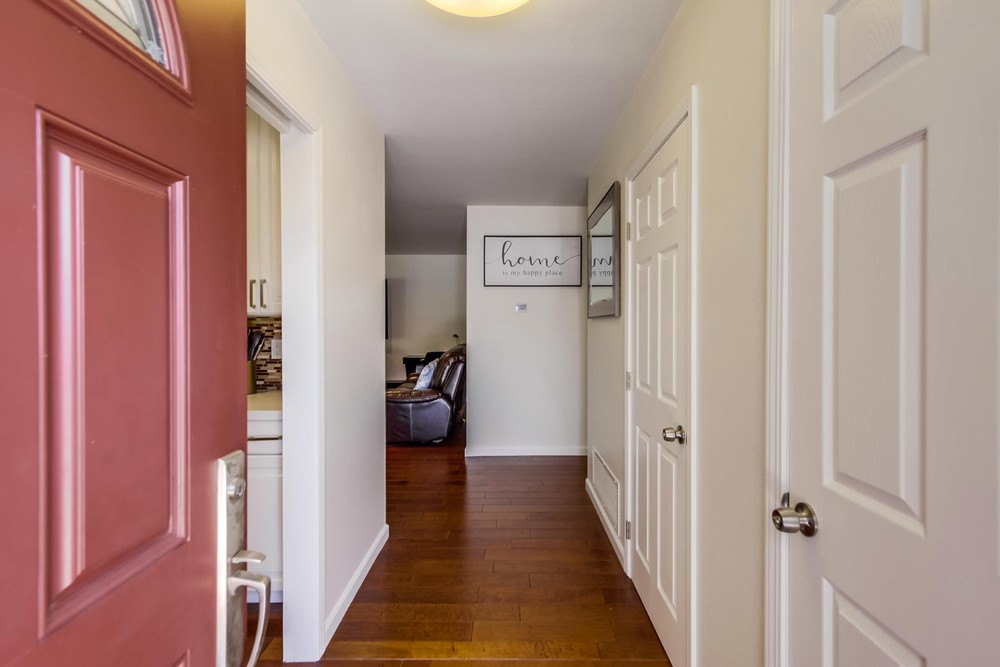 Virtual tour photo 7 of 41 for 7354 Ballinger Ave