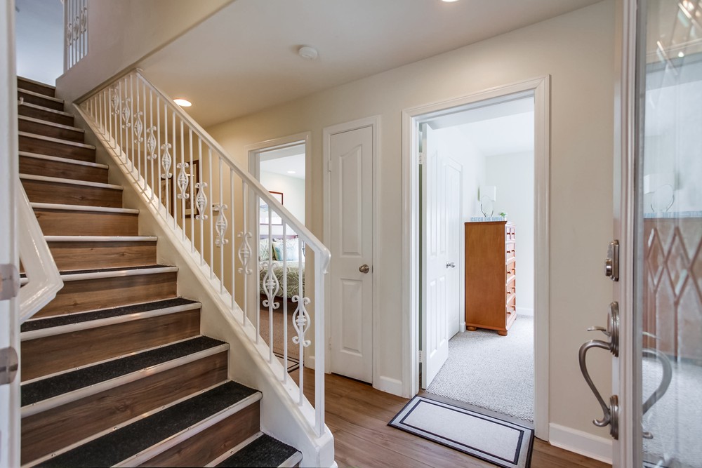 Virtual tour photo 4 of 60 for 736 Island Ct