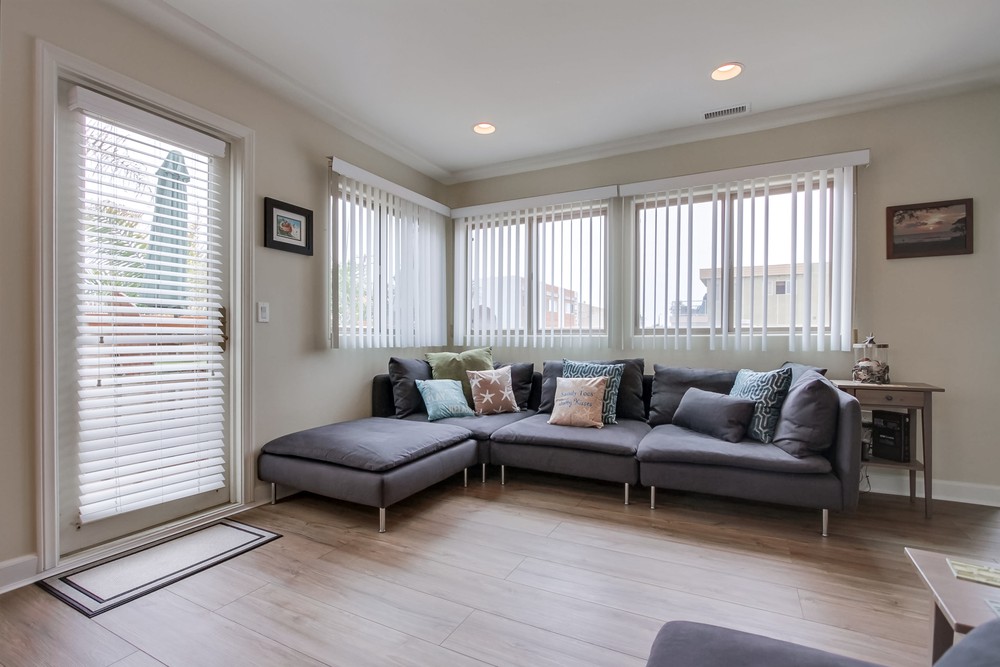 Virtual tour photo 7 of 60 for 736 Island Ct