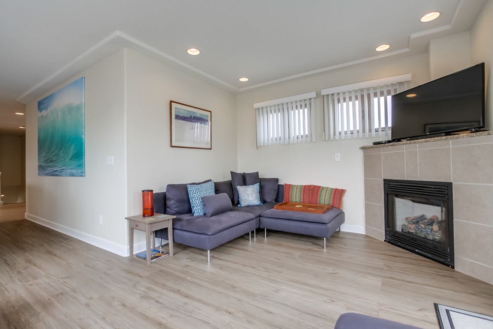 Virtual tour photo 8 of 60 for 736 Island Ct