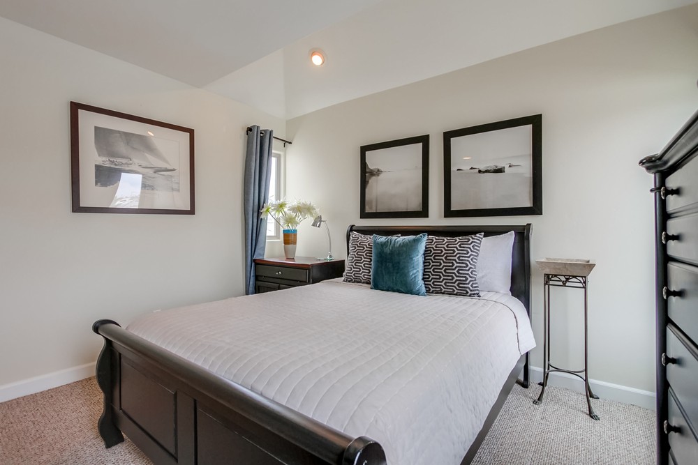 Virtual tour photo 24 of 60 for 736 Island Ct