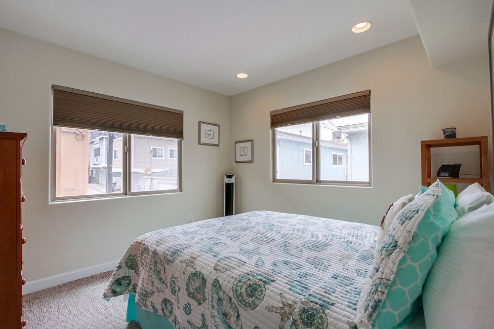Virtual tour photo 29 of 60 for 736 Island Ct
