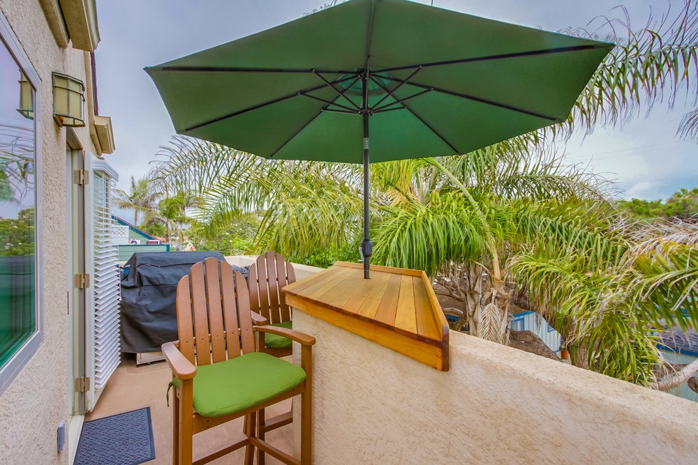 Virtual tour photo 38 of 60 for 736 Island Ct
