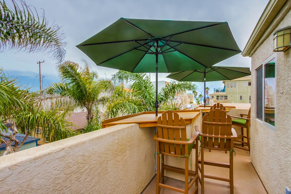 Virtual tour photo 42 of 60 for 736 Island Ct
