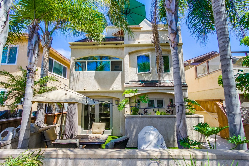 Virtual tour photo 49 of 60 for 736 Island Ct