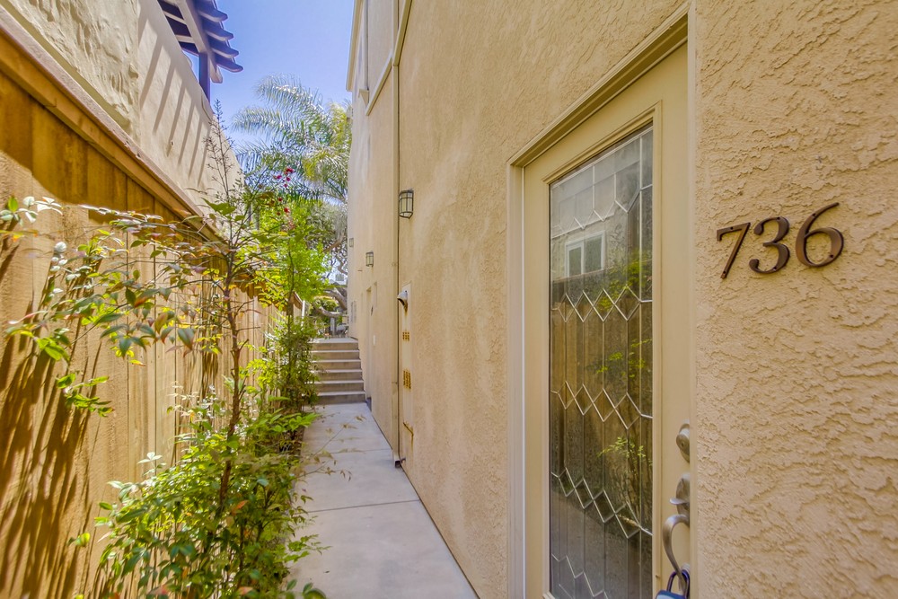 Virtual tour photo 7 of 53 for 736 Island Ct