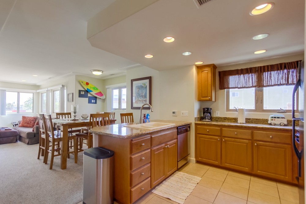 Virtual tour photo 17 of 53 for 736 Island Ct