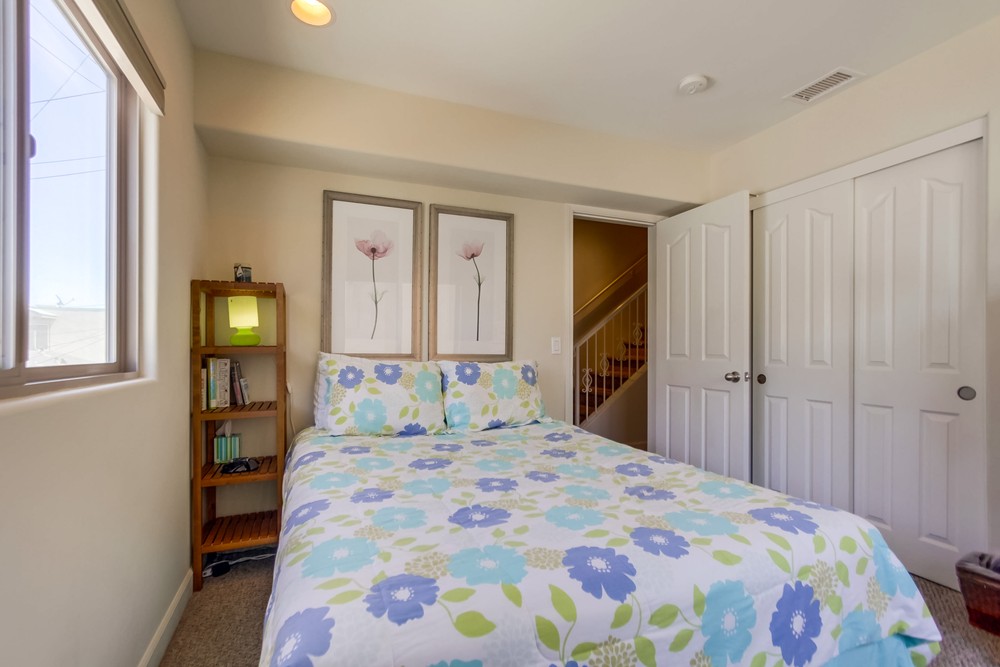 Virtual tour photo 34 of 53 for 736 Island Ct