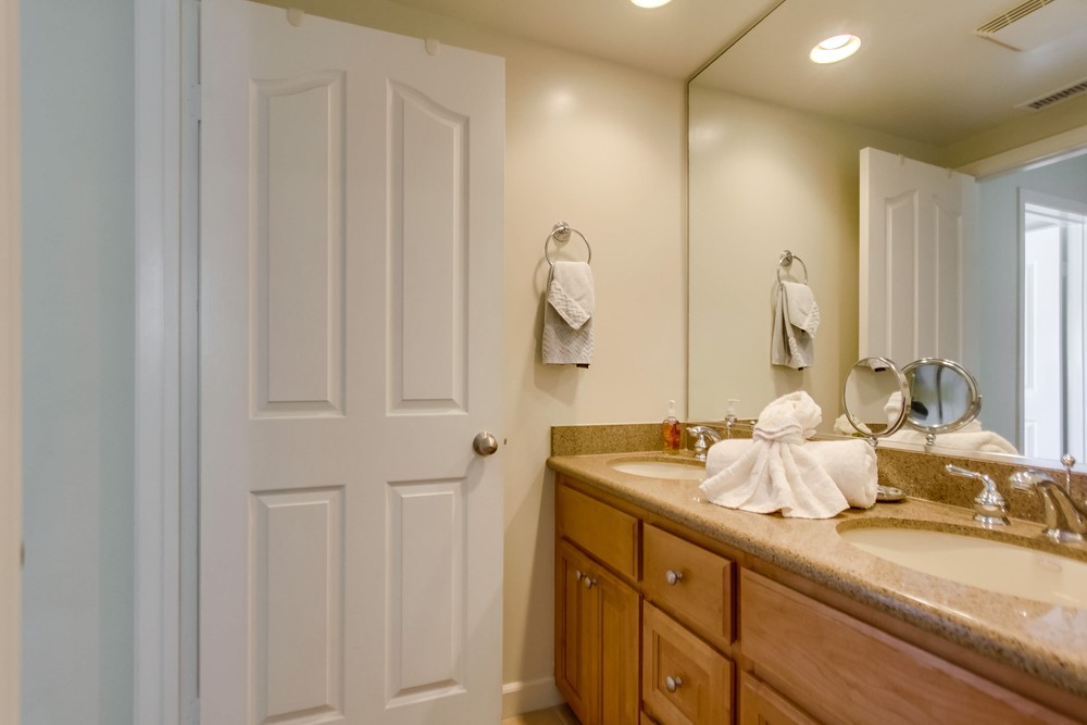 Virtual tour photo 38 of 53 for 736 Island Ct