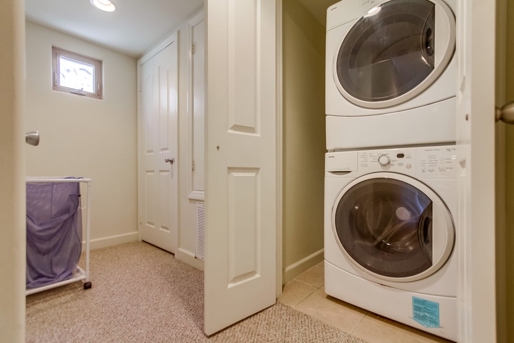Virtual tour photo 39 of 53 for 736 Island Ct