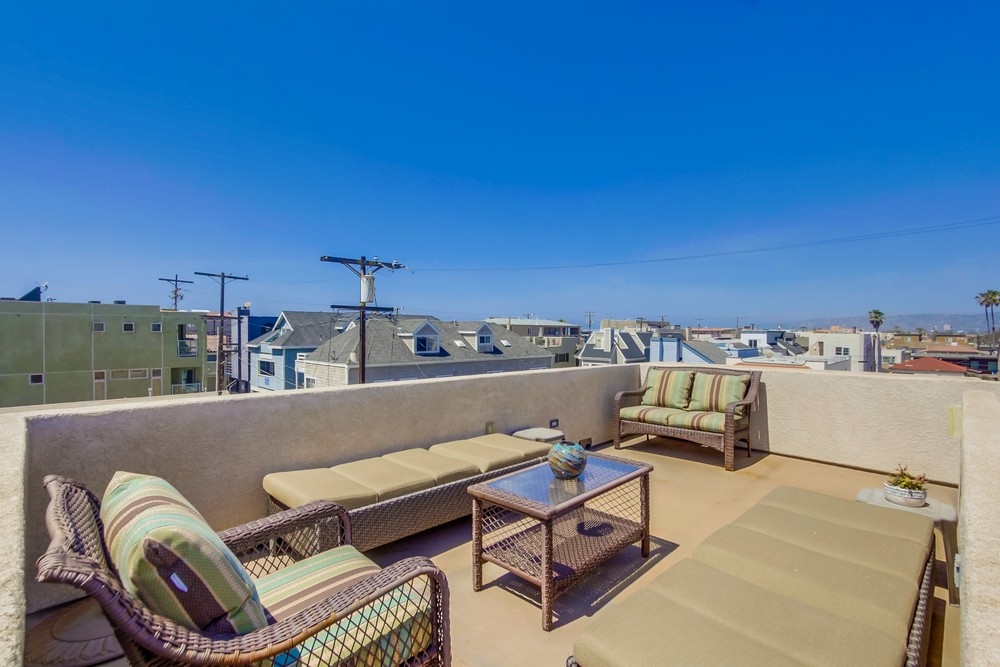 Virtual tour photo 43 of 53 for 736 Island Ct