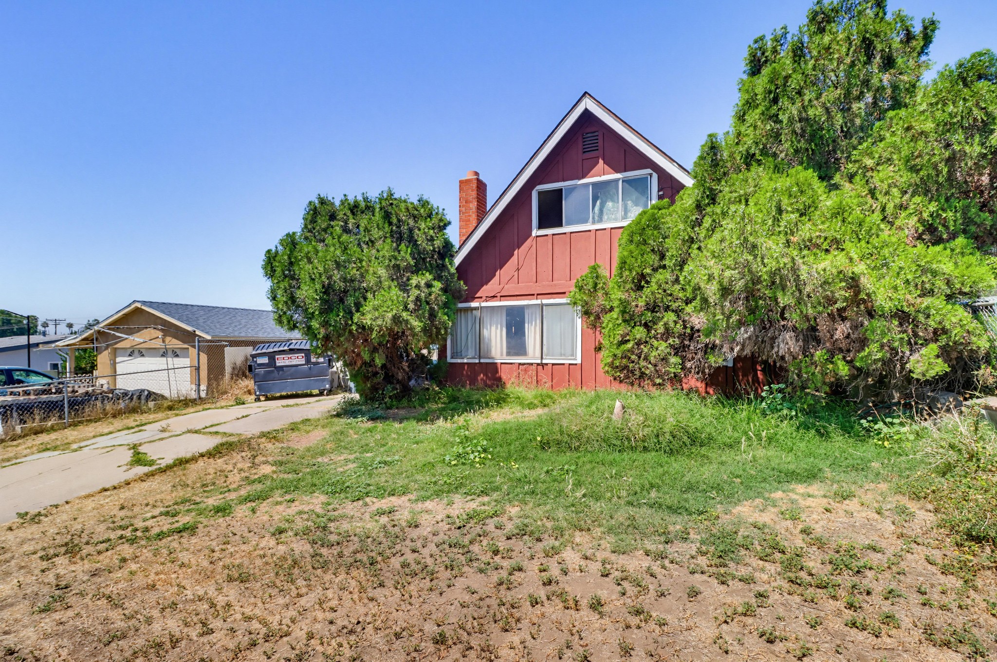 Virtual tour photo 4 of 34 for 736 Sacramento Ave
