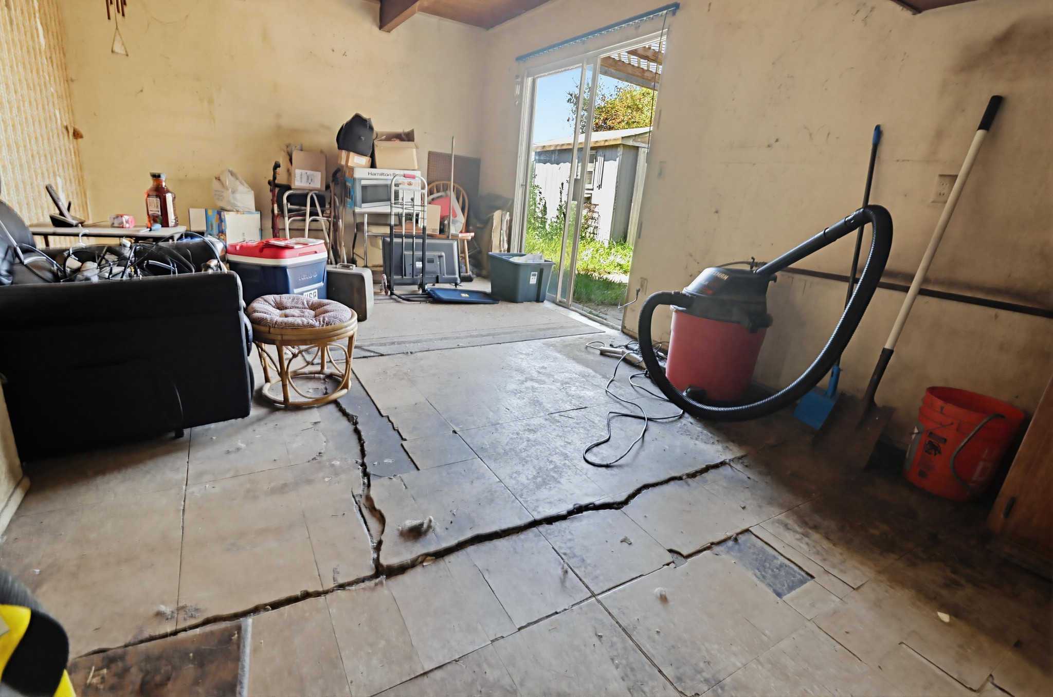 Virtual tour photo 11 of 34 for 736 Sacramento Ave