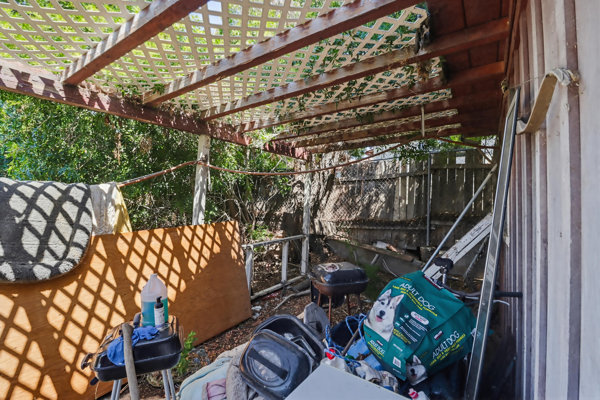 Virtual tour photo 20 of 34 for 736 Sacramento Ave