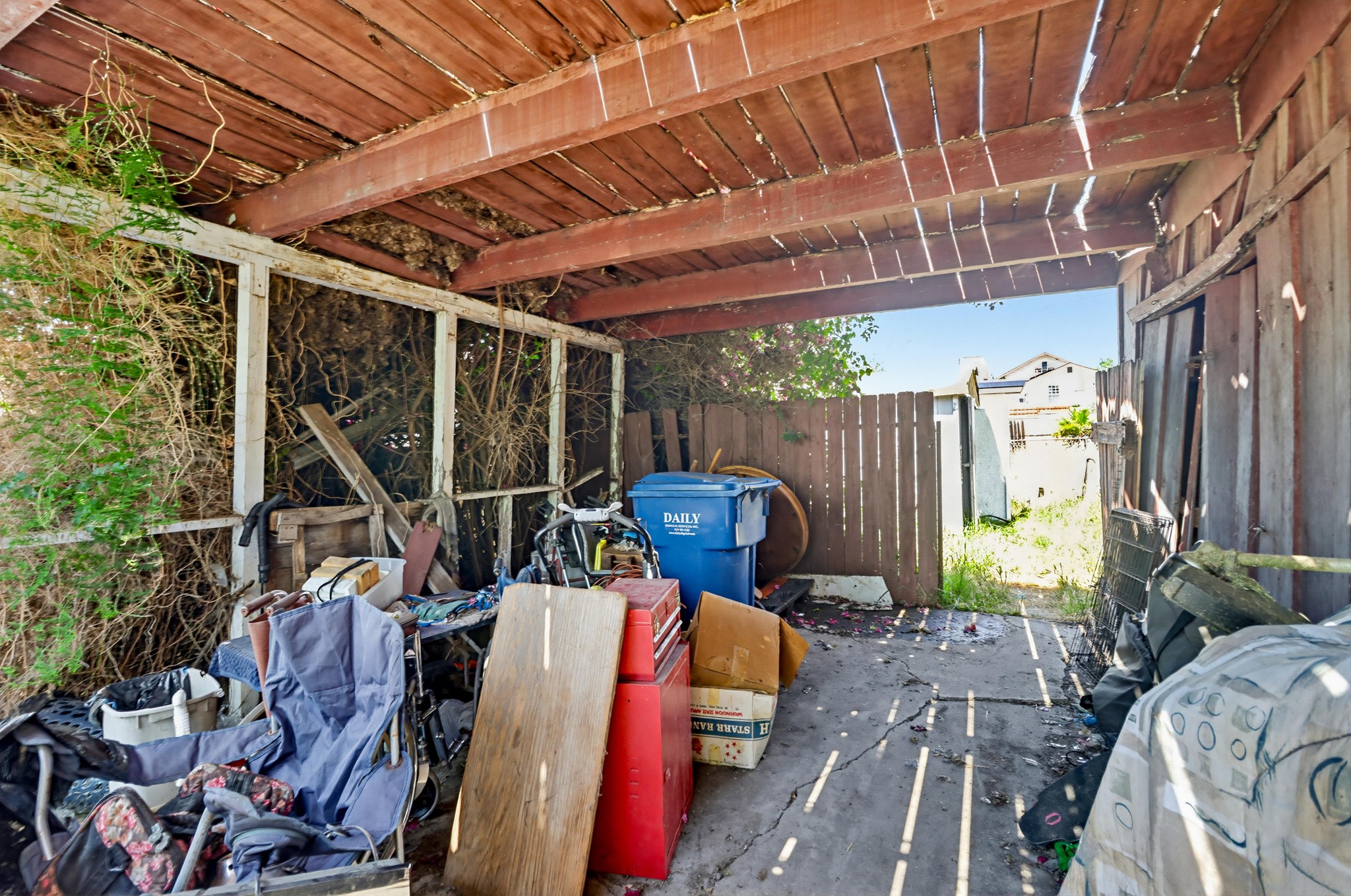 Virtual tour photo 29 of 34 for 736 Sacramento Ave