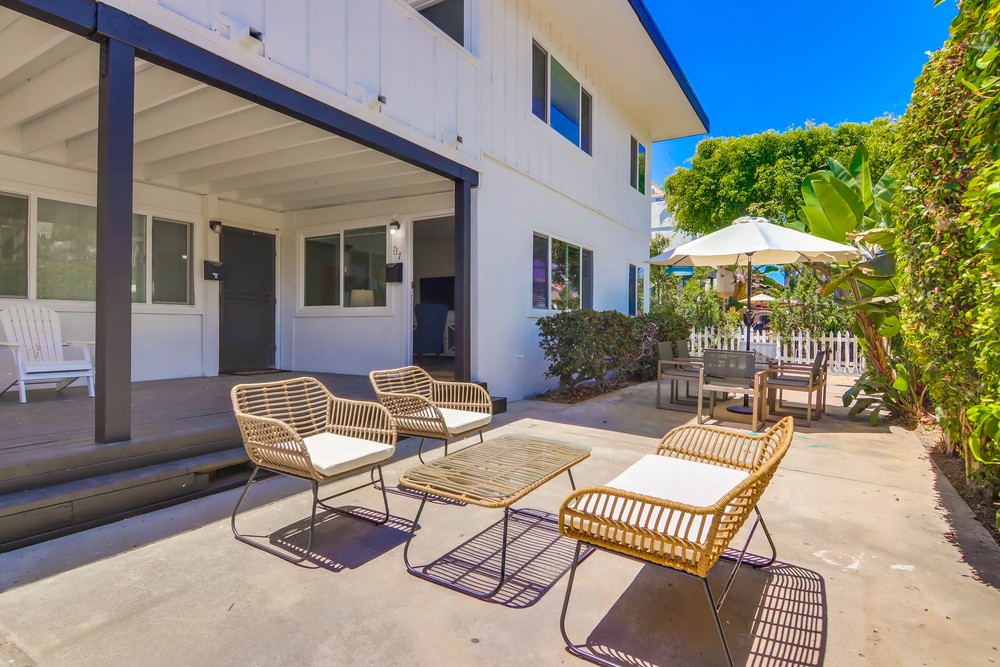 Virtual tour photo 8 of 76 for 737 Avalon Ct