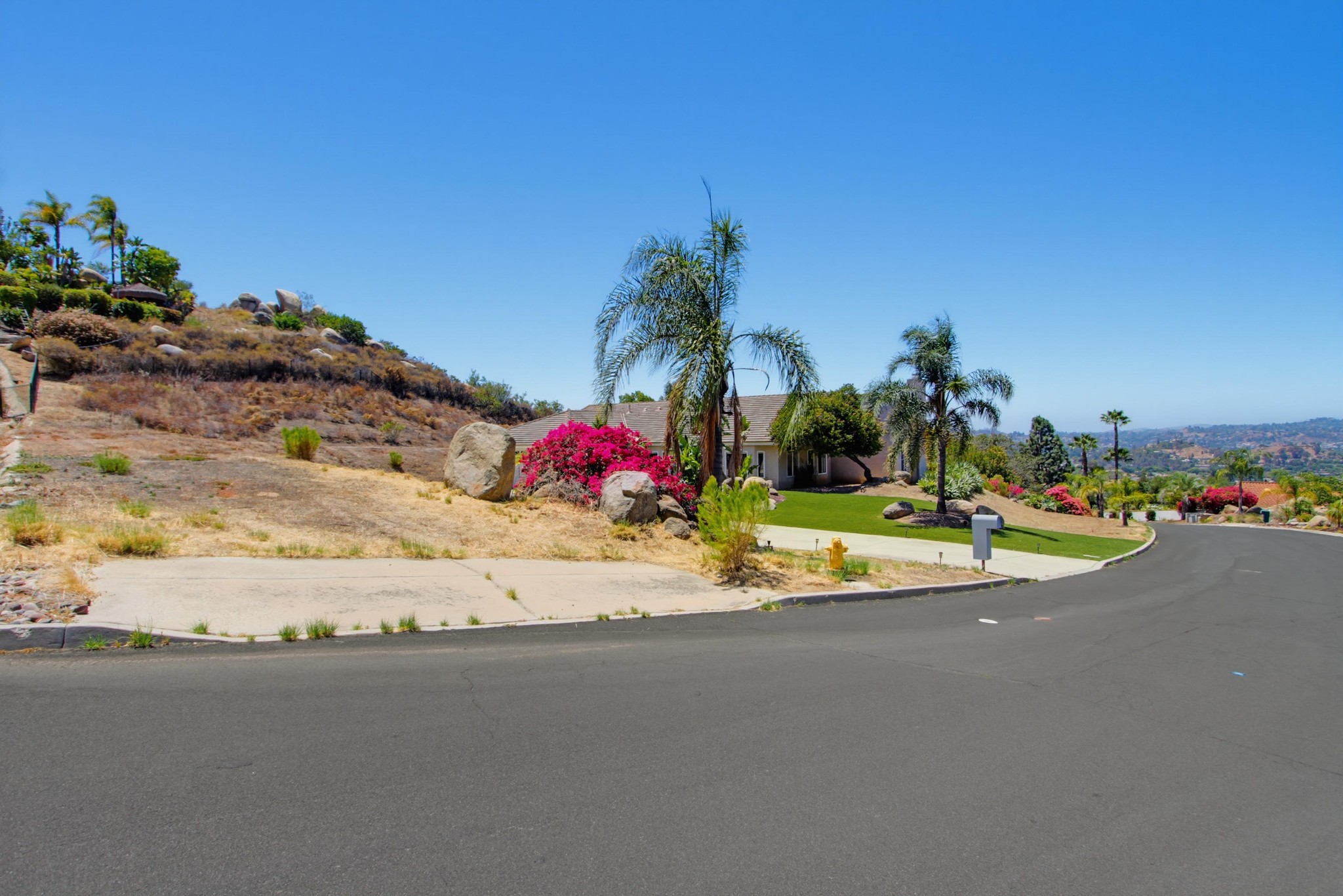 Virtual tour photo 1 of 83 for 737 Camelot Pkwy