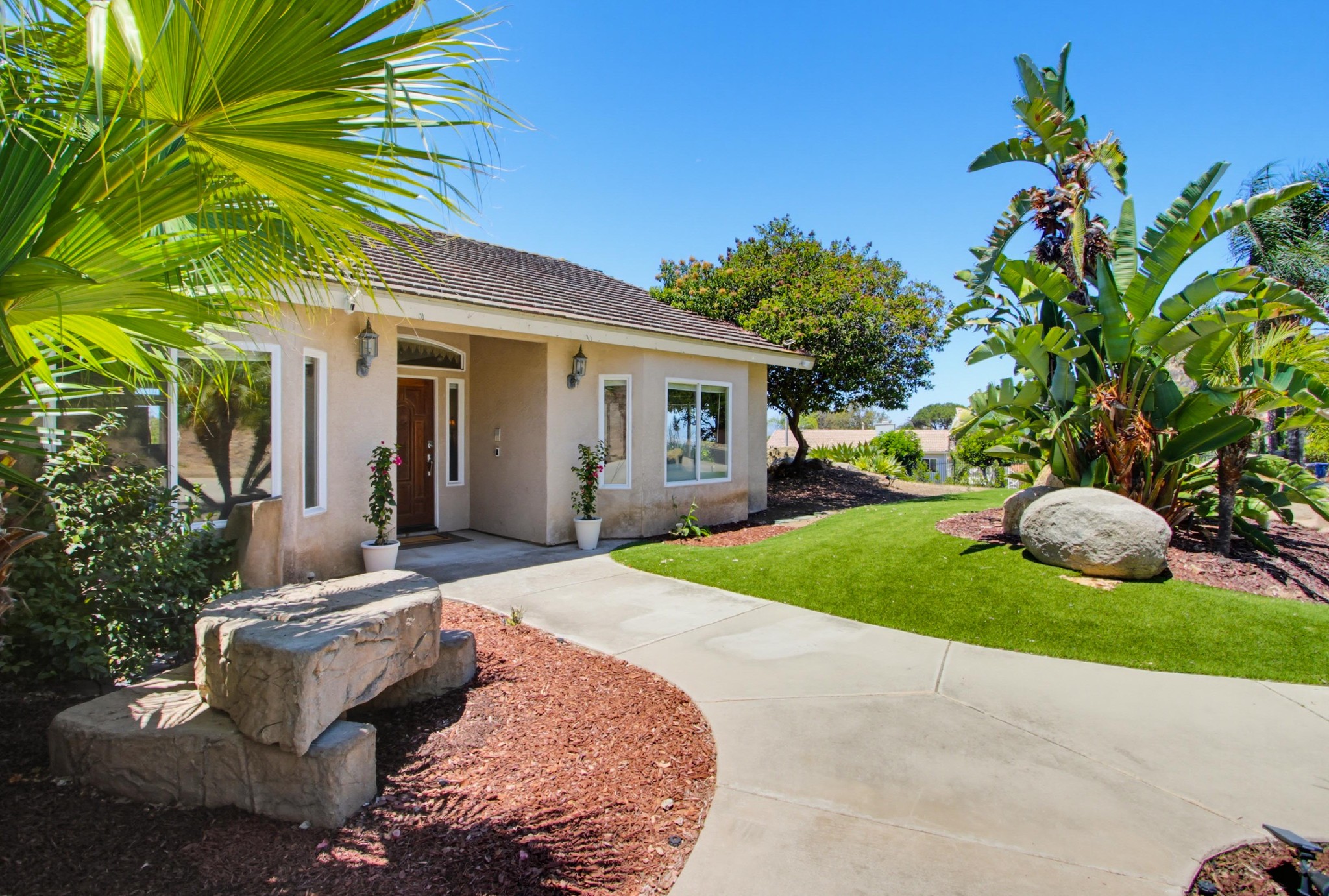 Virtual tour photo 12 of 83 for 737 Camelot Pkwy