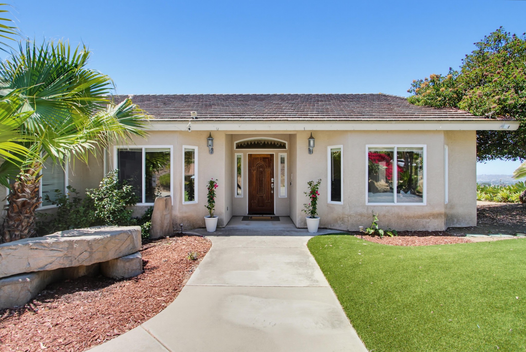 Virtual tour photo 13 of 83 for 737 Camelot Pkwy