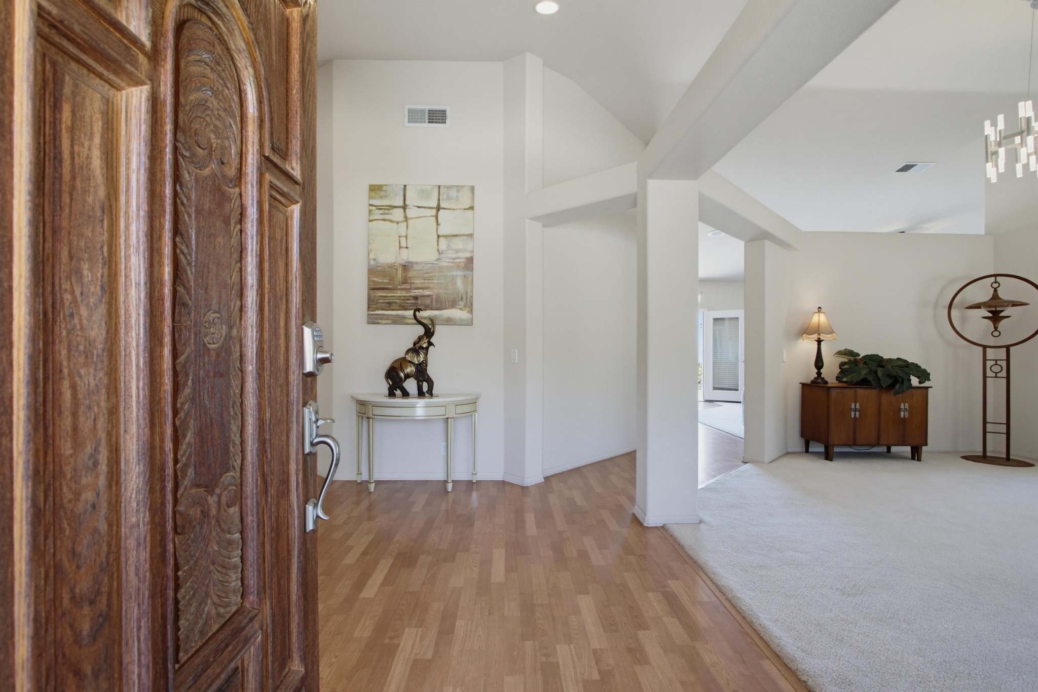 Virtual tour photo 15 of 83 for 737 Camelot Pkwy